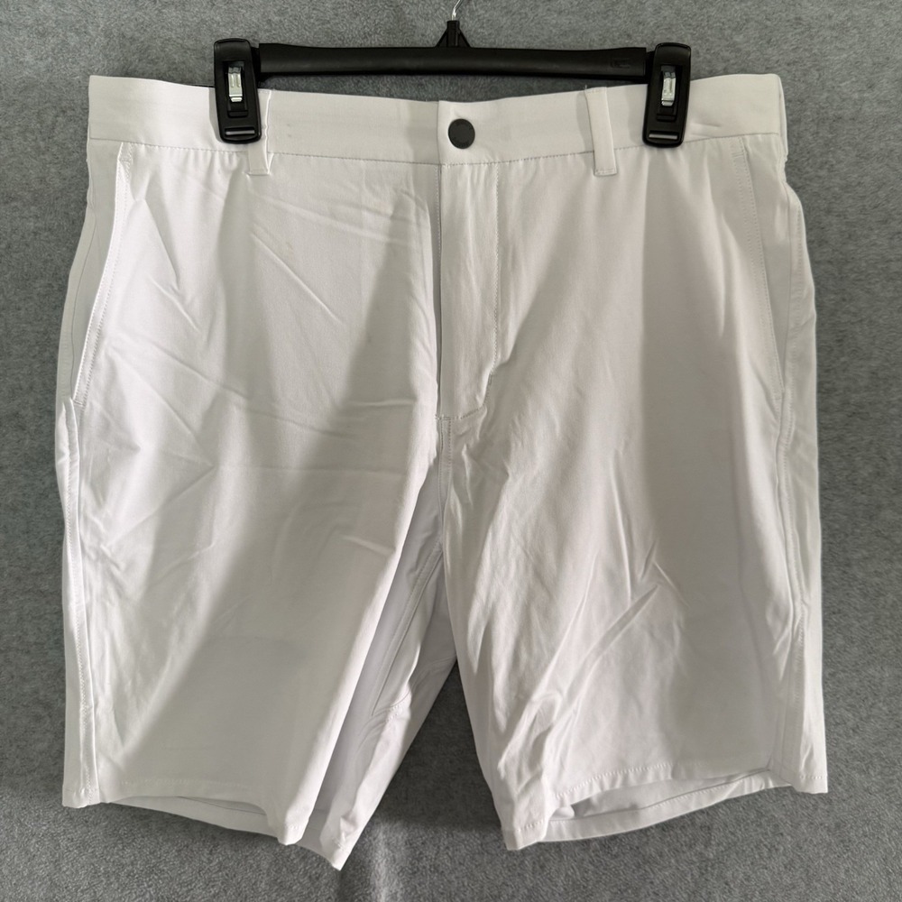 Johnnie-O Men's Golf Shorts Calcutta Pocket Logo Size 34 White Performance NWT